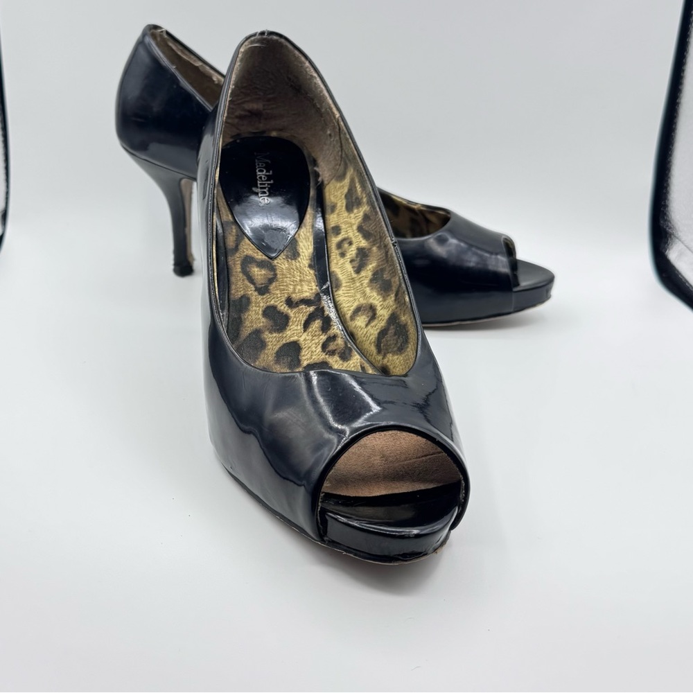 Madeline Glossy Patent Black Peep-Toe 3” Heels approx sz 9